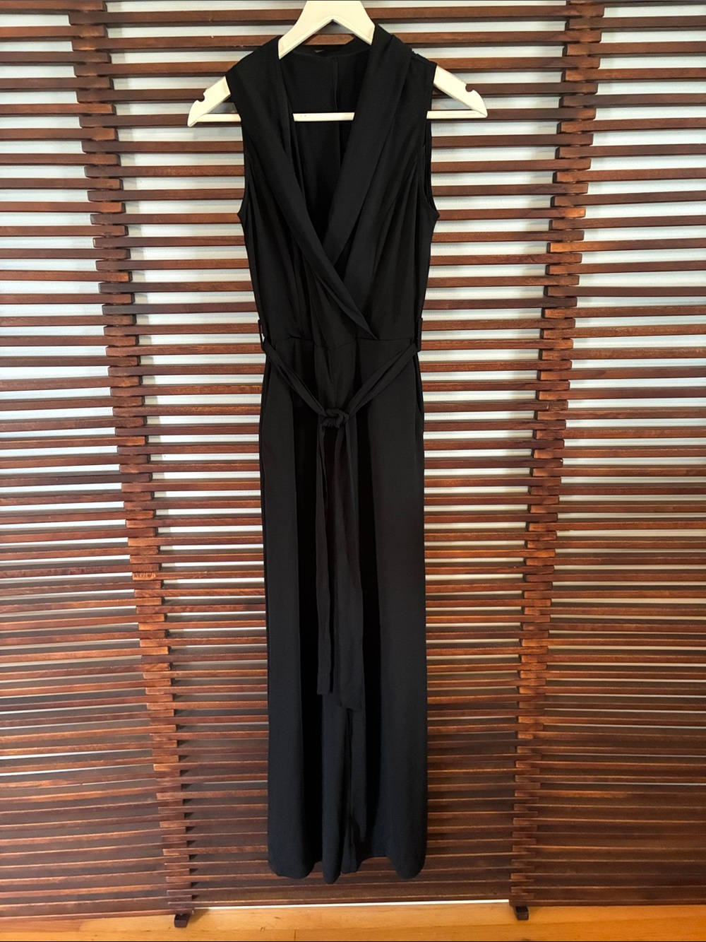 🎉NEW LISTING!🎉HALARA jumpsuit